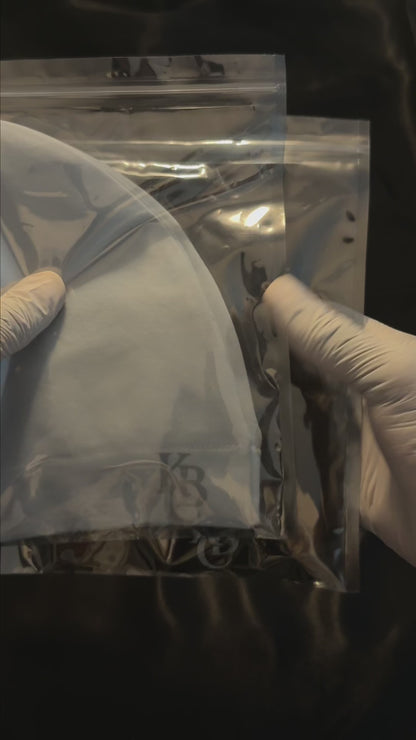 CÉLESTE SATIN GUARD